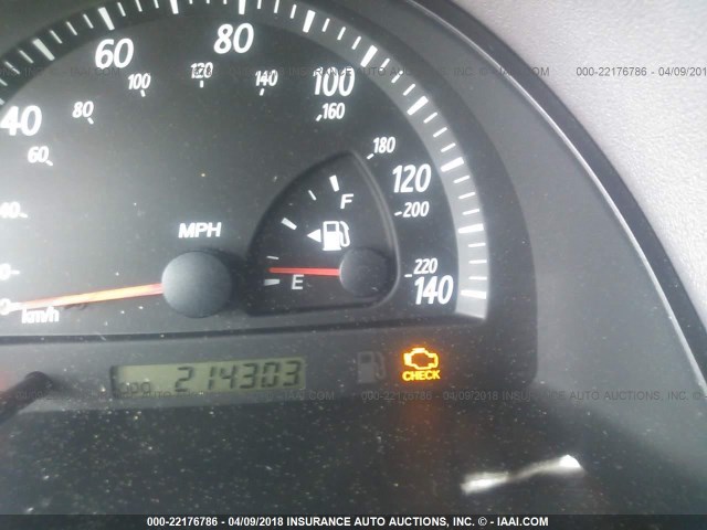 4T1BF32K34U076118 - 2004 TOYOTA CAMRY LE/XLE/SE 银色 照片 7