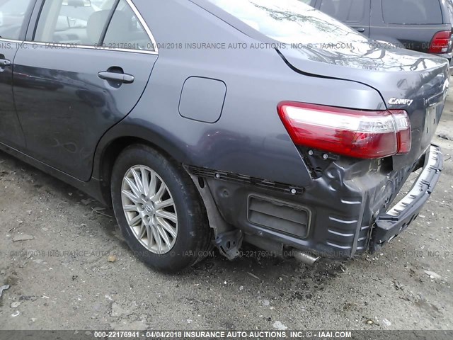 4T1BK46K07U549957 - 2007 TOYOTA CAMRY NEW GENERAT LE/XLE/SE GRAY photo 6