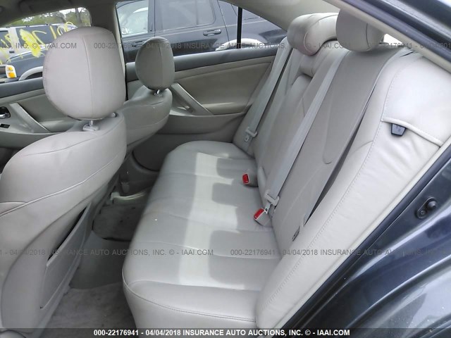 4T1BK46K07U549957 - 2007 TOYOTA CAMRY NEW GENERAT LE/XLE/SE GRAY photo 8