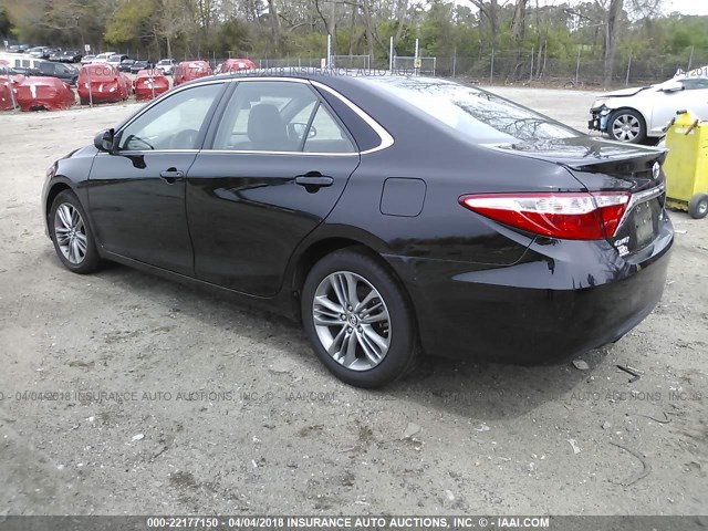 4T1BF1FK6FU033491 - 2015 TOYOTA CAMRY LE/XLE/SE/XSE BLACK photo 3