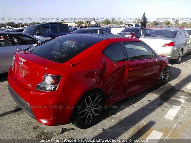 JTKJF5C70GJ020822 - 2016 TOYOTA SCION TC 红色 照片 4