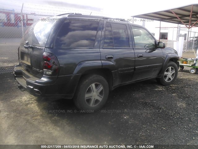 1GNDS13S352364978 - 2005 CHEVROLET TRAILBLAZER LS/LT BLACK photo 4