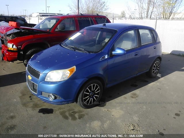 KL1TG66E59B310989 - 2009 CHEVROLET AVEO LT BLUE photo 2