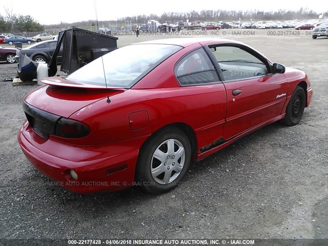 1G2JB124027363613 - 2002 PONTIAC SUNFIRE SE RED photo 4