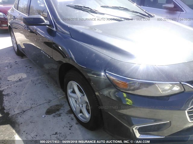1G1ZB5ST0HF189062 - 2017 CHEVROLET MALIBU LS ნაცრისფერი ფოტო 6