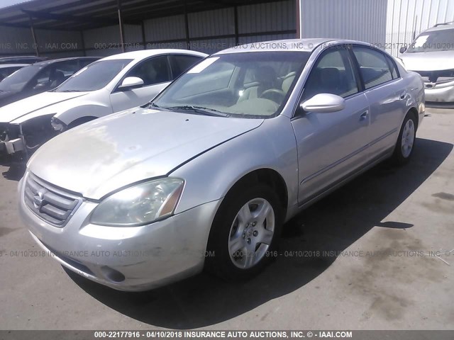 1N4AL11DX2C255622 - 2002 NISSAN ALTIMA S/SL GRAY photo 2