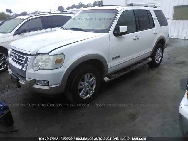 1FMEU64846UA13523 - 2006 FORD EXPLORER EDDIE BAUER WHITE photo 2