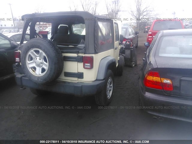 1J4AA2D19BL591618 - 2011 JEEP WRANGLER SPORT 奶油色 照片 4