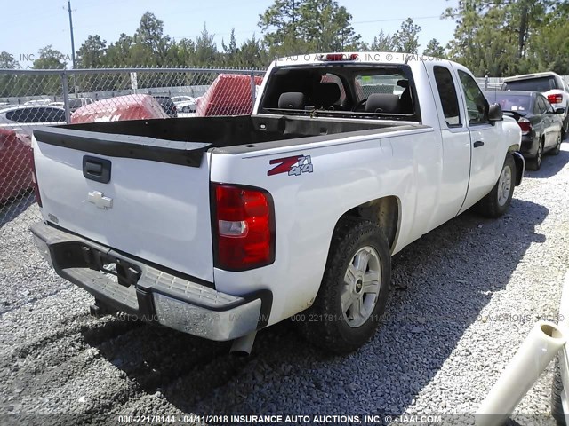 1GCEK290X9Z171717 - 2009 CHEVROLET SILVERADO K1500 LT WHITE photo 4