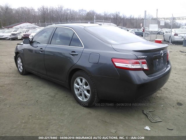 4T1BF3EK2BU190670 - 2011 TOYOTA CAMRY SE/LE/XLE Серый фото 3