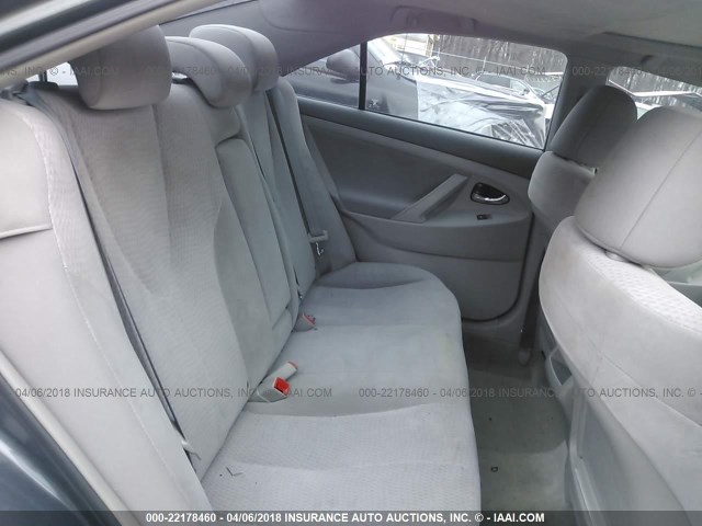 4T1BF3EK2BU190670 - 2011 TOYOTA CAMRY SE/LE/XLE Серый фото 8