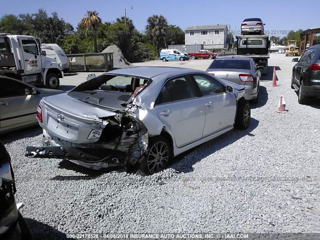 4T1BK46K78U564313 - 2008 TOYOTA CAMRY LE/XLE/SE SILVER photo 4