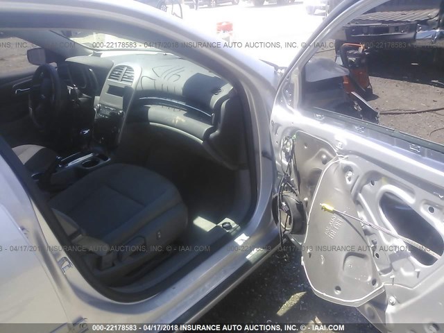 1G11B5SL1EF288952 - 2014 CHEVROLET MALIBU LS ვერცხლისფერი ფოტო 5