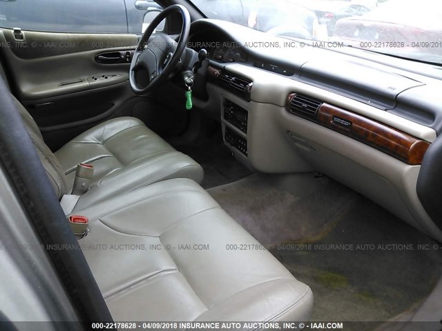 2C3HD56F8VH596126 - 1997 CHRYSLER CONCORDE LX/LXI TAN photo 5