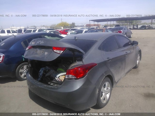 5NPDH4AE3DH340005 - 2013 HYUNDAI ELANTRA GLS/LIMITED GRAY photo 4