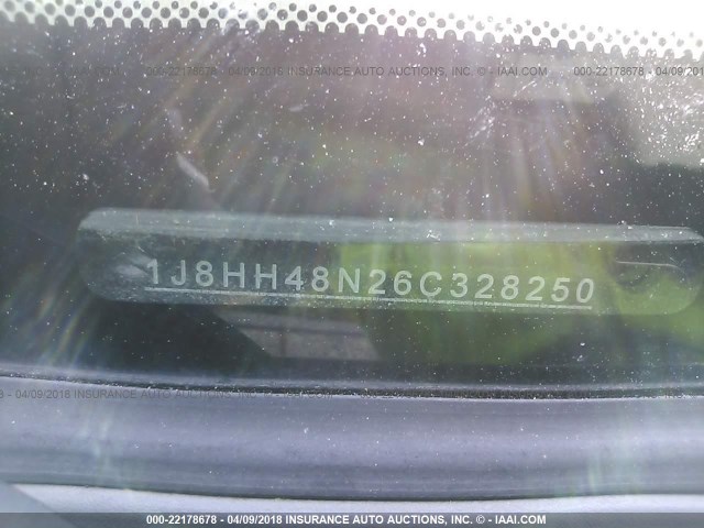 1J8HH48N26C328250 - 2006 JEEP COMMANDER 灰色 照片 9