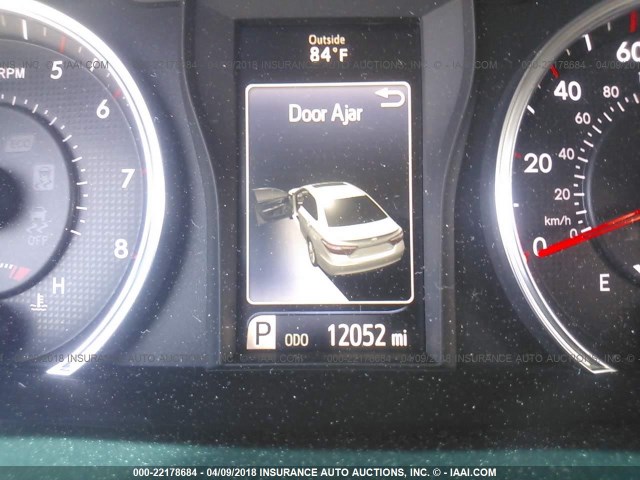 4T1BF1FK9HU382843 - 2017 TOYOTA CAMRY LE/XLE/SE/XSE WHITE photo 7