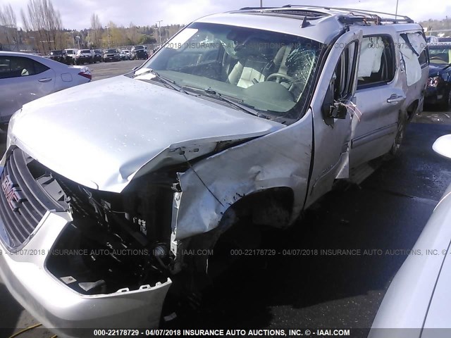 1GKUKKE36AR261581 - 2010 GMC YUKON XL K1500 SLT SILVER photo 6