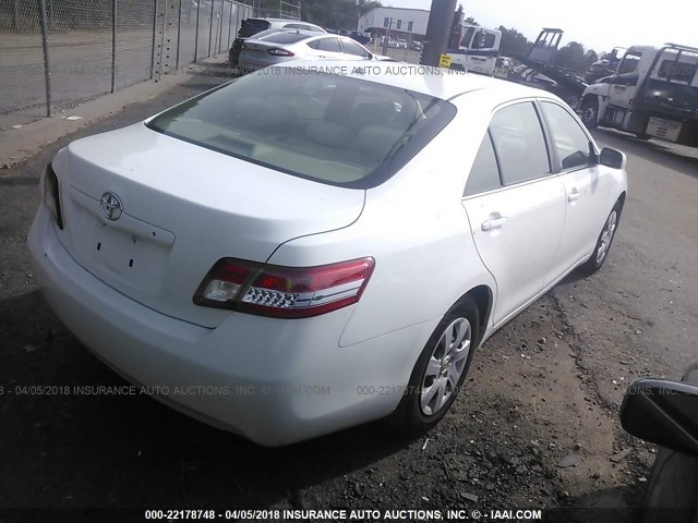JTNBF3EK5B3005484 - 2011 TOYOTA CAMRY SE/LE/XLE Ақ фото 4