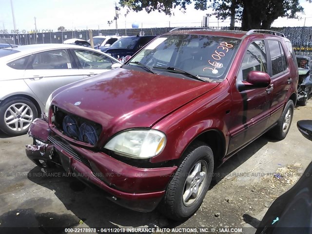 4JGAB54E81A260638 - 2001 MERCEDES-BENZ ML 320 RED photo 2