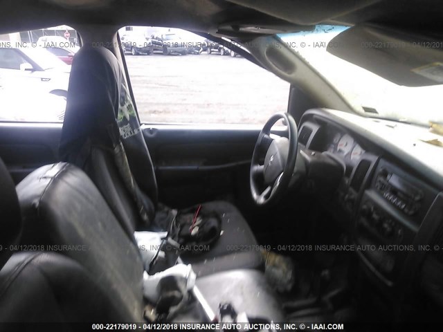 3D7KU28C54G238358 - 2004 DODGE RAM 2500 ST/SLT 红色 照片 5