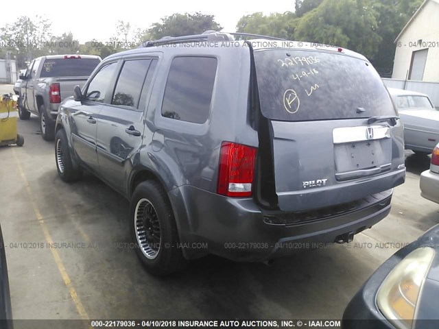 5FNYF4H22AB012460 - 2010 HONDA PILOT LX GRAY photo 3