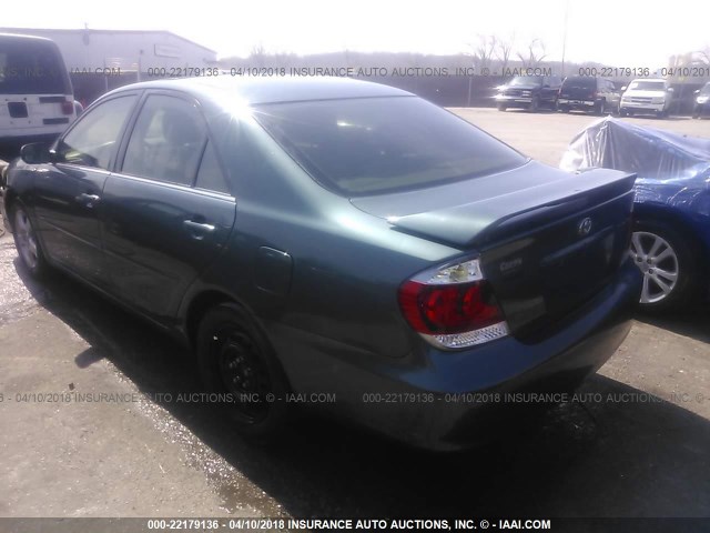4T1BE32K55U069823 - 2005 TOYOTA CAMRY LE/XLE/SE 绿色 照片 3