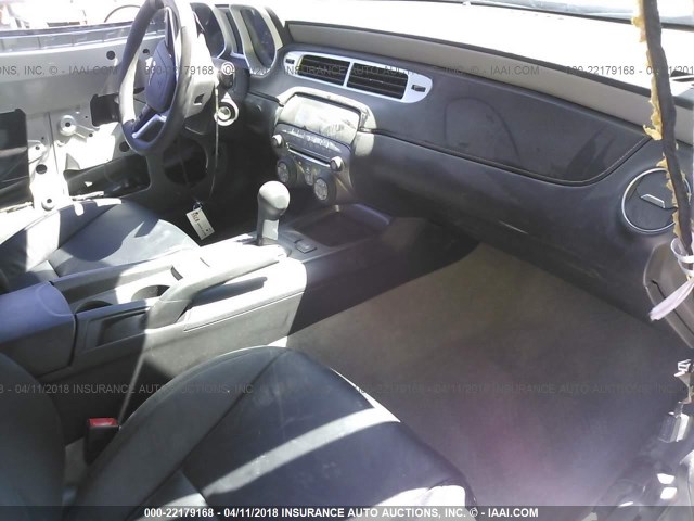 2G1FA1E37E9161175 - 2014 CHEVROLET CAMARO LS SILVER photo 5