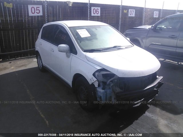 3N1BC1CP8BL364738 - 2011 NISSAN VERSA S/SL WHITE photo 6