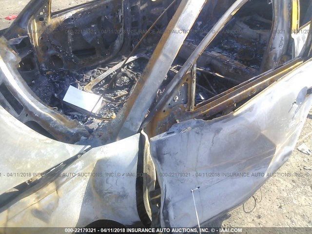 2G4WE567751328262 - 2005 BUICK LACROSSE CXS BLACK photo 9