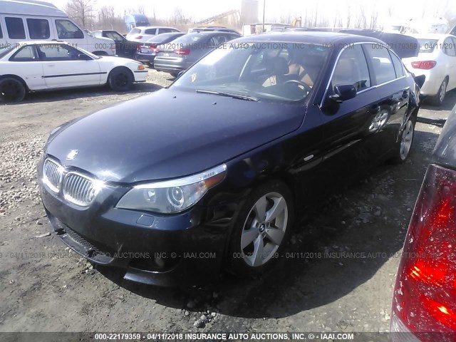 WBANF33516B999168 - 2006 BMW 525 XI Czarny zdjęcie 2