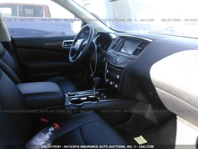 5N1DR2MM4HC600011 - 2017 NISSAN PATHFINDER S/SV/SL/PLATINUM 红色 照片 5