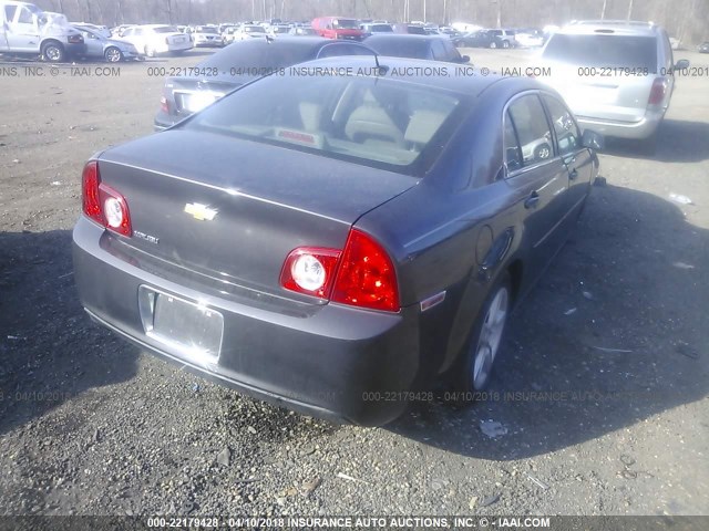 1G1ZB5EBXA4159653 - 2010 CHEVROLET MALIBU LS ნაცრისფერი ფოტო 4