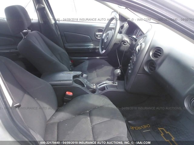 2G2WP552461190416 - 2006 PONTIAC GRAND PRIX Gümüş foto 5
