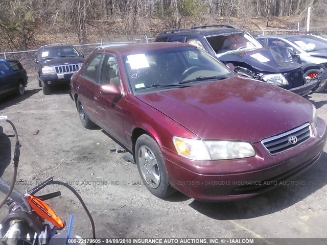 JT2BG22K1Y0411121 - 2000 TOYOTA CAMRY CE/LE/XLE 栗色 照片 1