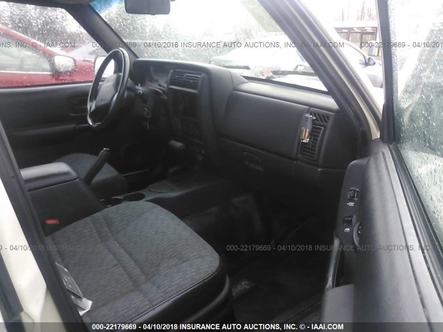 1J4FF68S4XL586710 - 1999 JEEP CHEROKEE SPORT/CLASSIC თეთრი ფოტო 5