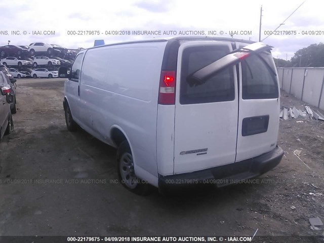 1GCSGAFX4E1154551 - 2014 CHEVROLET EXPRESS G1500  WHITE photo 3