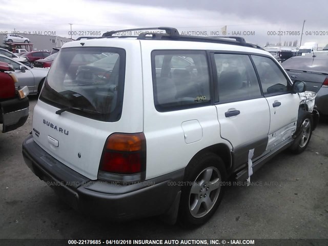 JF1SF6552WH768724 - 1998 SUBARU FORESTER S WHITE photo 4
