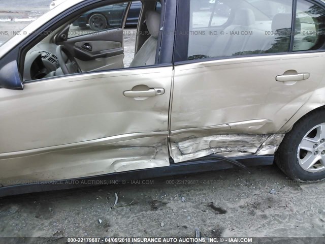 1G1ZT52824F230956 - 2004 CHEVROLET MALIBU LS 金色 照片 6