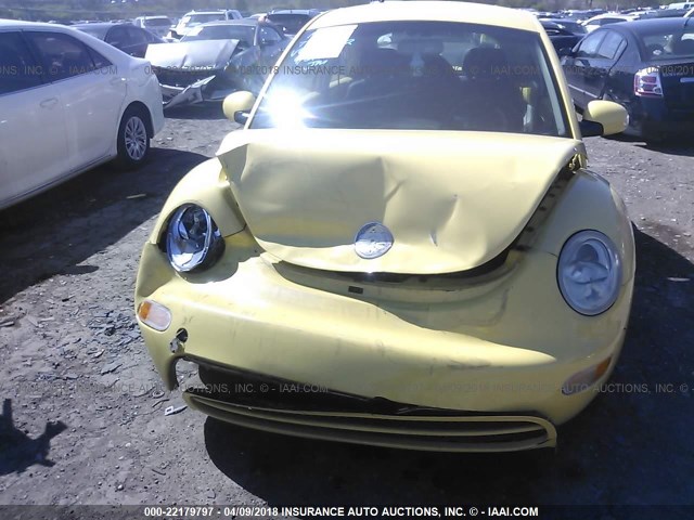 3VWBK21C94M403322 - 2004 VOLKSWAGEN NEW BEETLE GL 黄色 照片 6