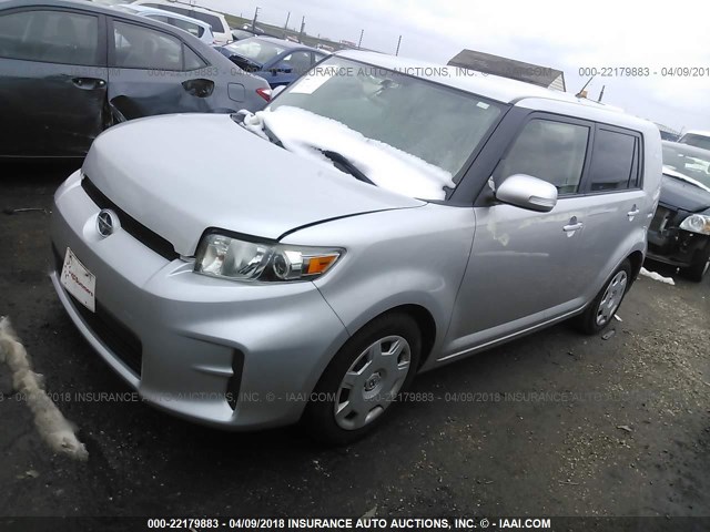 JTLZE4FE8CJ009163 - 2012 TOYOTA SCION XB SILVER photo 2