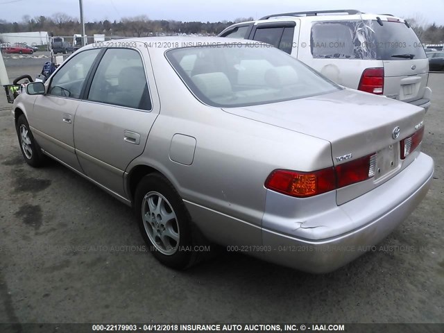 4T1BG22K01U818882 - 2001 TOYOTA CAMRY CE/LE/XLE 金色 照片 3