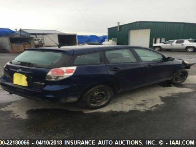 2T1LR32E36C561210 - 2006 TOYOTA COROLLA MATRIX XR BLUE photo 4