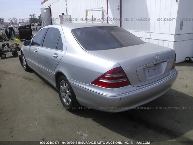 WDBNG70JXYA049231 - 2000 MERCEDES-BENZ S 430 SILVER photo 3