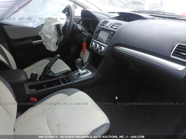 JF2GPABC2G8342828 - 2016 SUBARU CROSSTREK PREMIUM Ақ фото 5