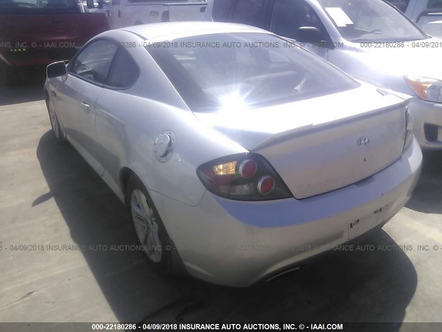 KMHHM66D58U292328 - 2008 HYUNDAI TIBURON GS SILVER photo 3