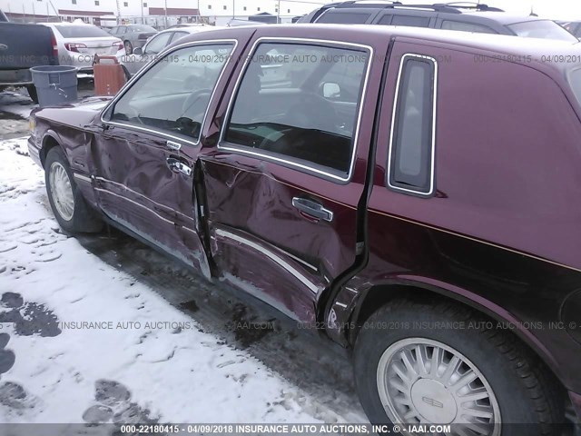 1LNLM82W7VY605686 - 1997 LINCOLN TOWN CAR SIGNATURE/TOURING MAROON photo 6