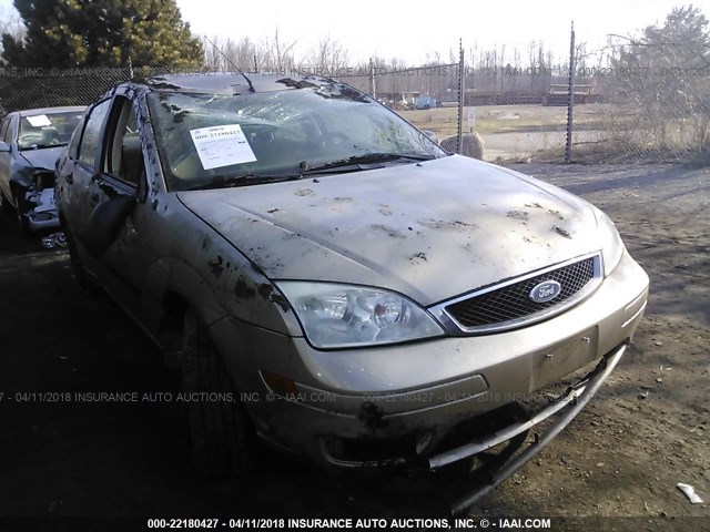 1FAFP34N77W220312 - 2007 FORD FOCUS ZX4/S/SE/SES GOLD photo 1