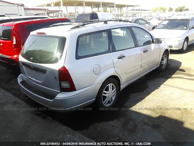 1FAFP36361W143192 - 2001 FORD FOCUS SE/SE COMFORT SILVER photo 4