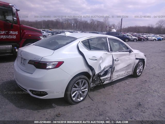 19UDE2F32HA000816 - 2017 ACURA ILX WATCH PLUS WHITE photo 4